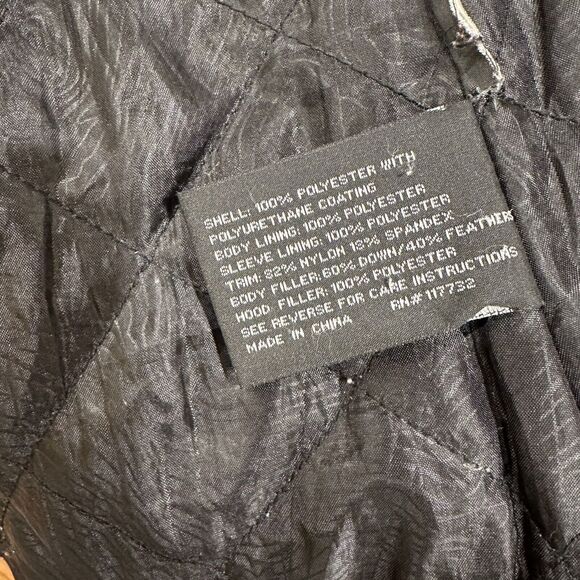 Woman's Winter Coat ZeroXposur Burgundy Size M Down Filled Puffer Hooded - Picture 3 of 3